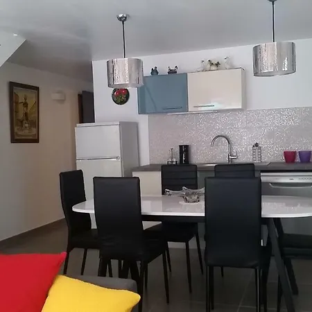 Holiday home Mylena
